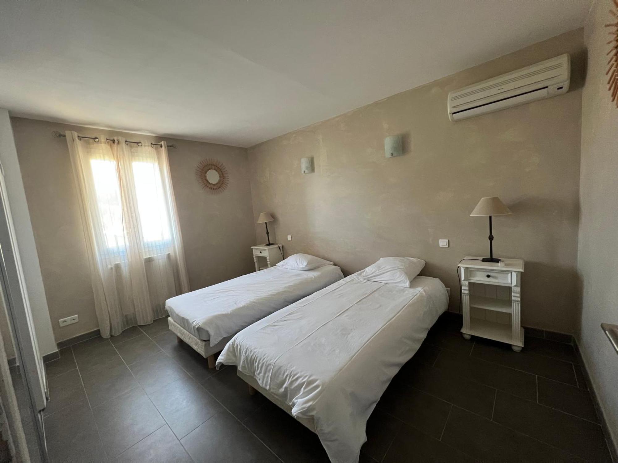 Maison 180 M² Proche De Beaumes De Venise La Roque-Alric エクステリア 写真